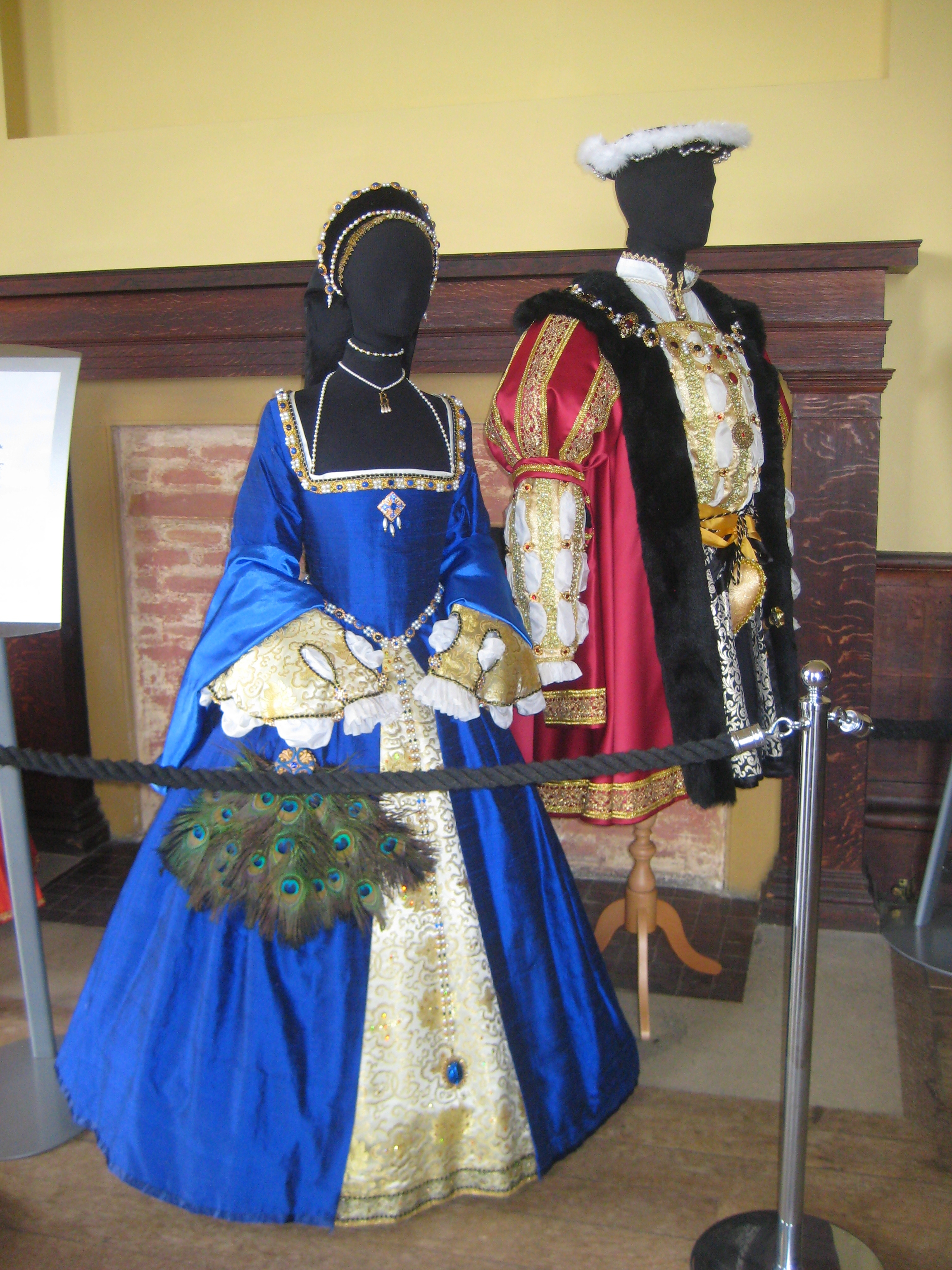 Tudor Display at Belsay - Julia Renaissance Costumes